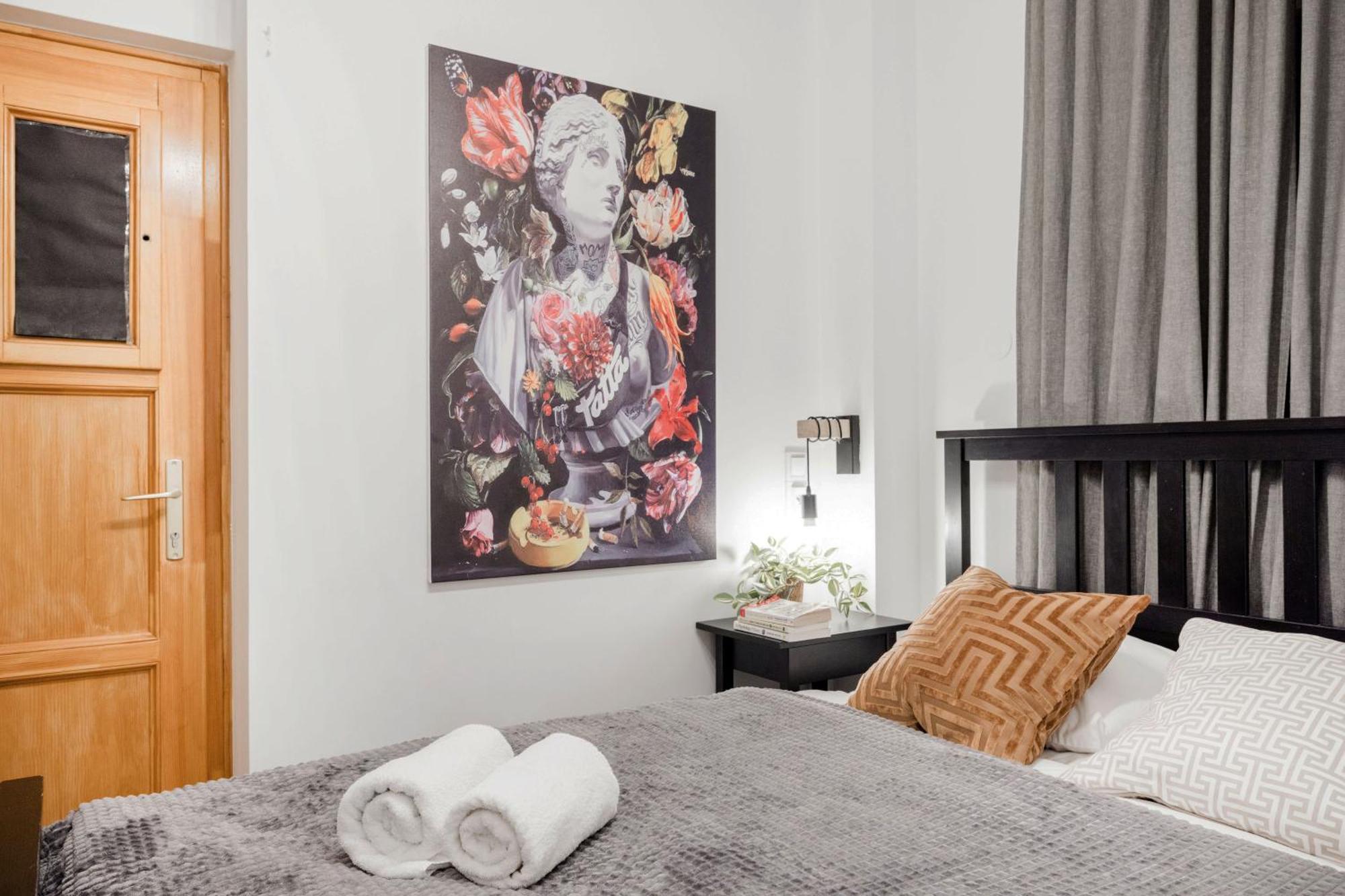 Wellness Wonderland: Garden, Sauna, Jacuzzi In Cbd Budapeşte Dış mekan fotoğraf