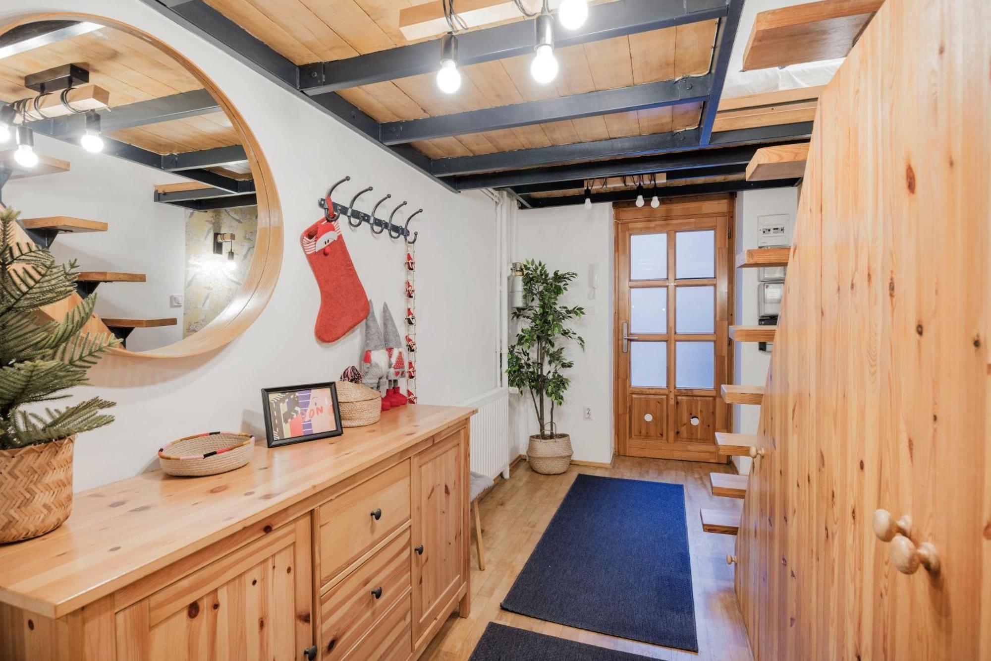 Wellness Wonderland: Garden, Sauna, Jacuzzi In Cbd Budapeşte Dış mekan fotoğraf