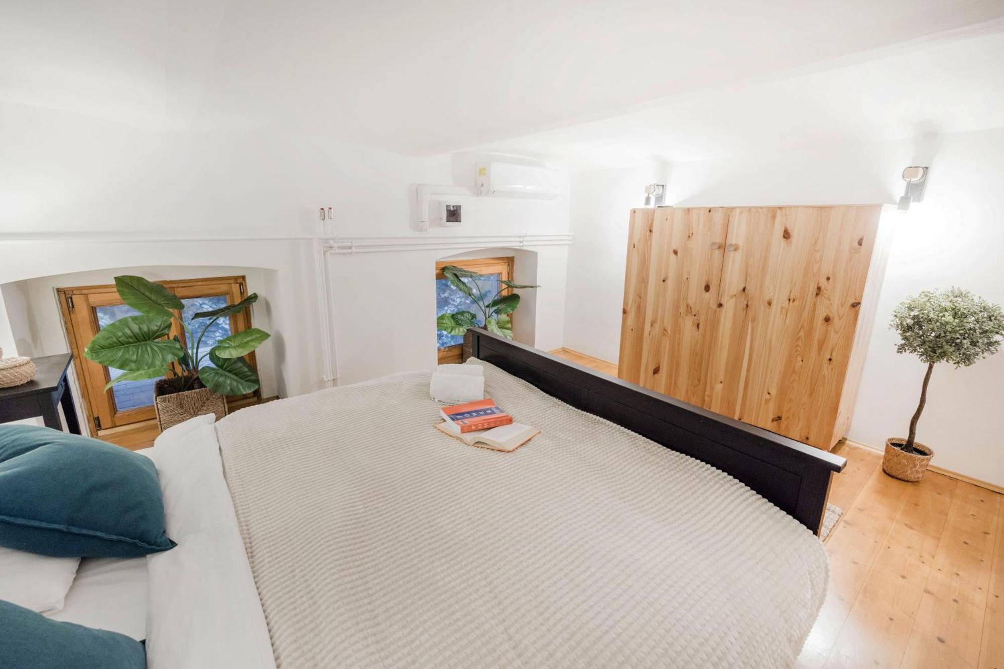 Wellness Wonderland: Garden, Sauna, Jacuzzi In Cbd Budapeşte Dış mekan fotoğraf